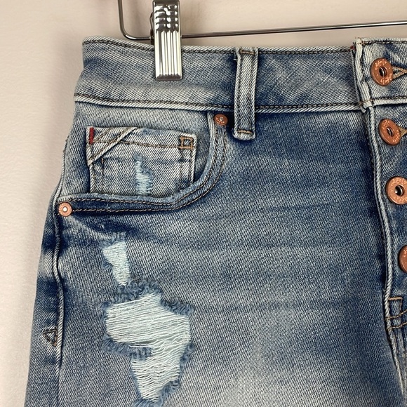 NWT Edgely Women Denim Jean Shorts SZ 4 High Rise Distressed Stretch - Picture 3 of 10